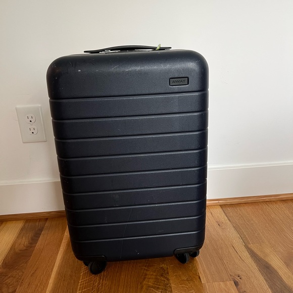 Away Other Away The Carryon In Navy Poshmark
